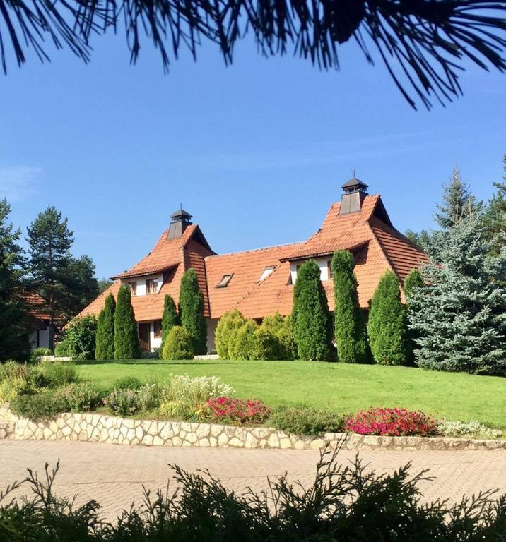 Kraljevi Konaci - Najam Kuca Na Zlatiboruアパートメント エクステリア 写真